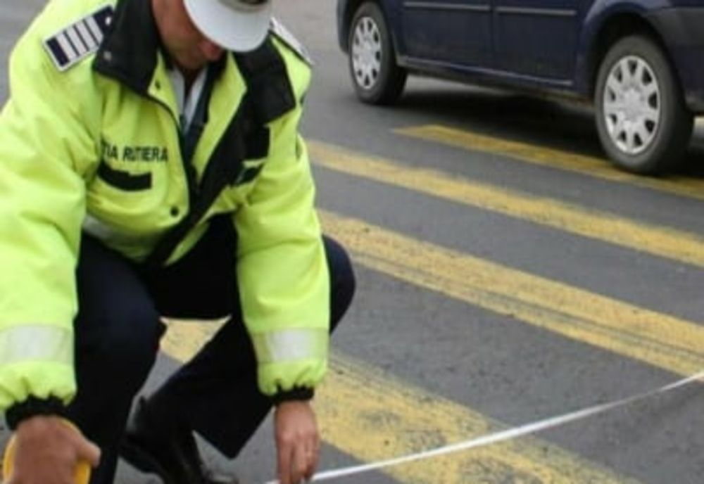 Femeie lovită de maşină pe o trecere de pietoni din Satu Mare