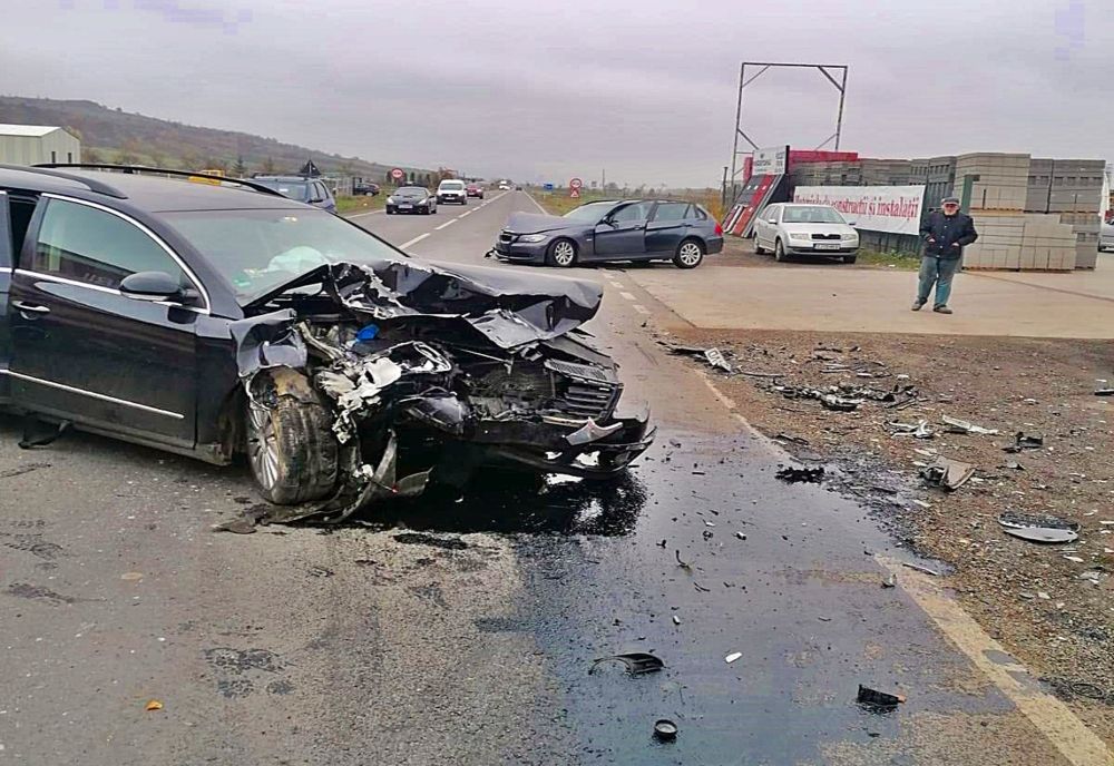 Accident în Sărmășag! Două tinere au ajuns la spital din cauza unui șofer din Satu Mare