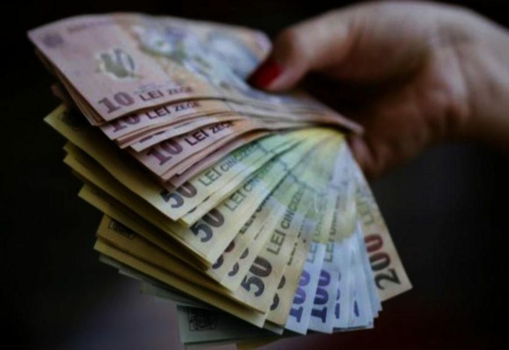 Peste 1 miliard de euro pentru formarea și calificarea tinerilor și șomerilor. Cine poate primi finanțare