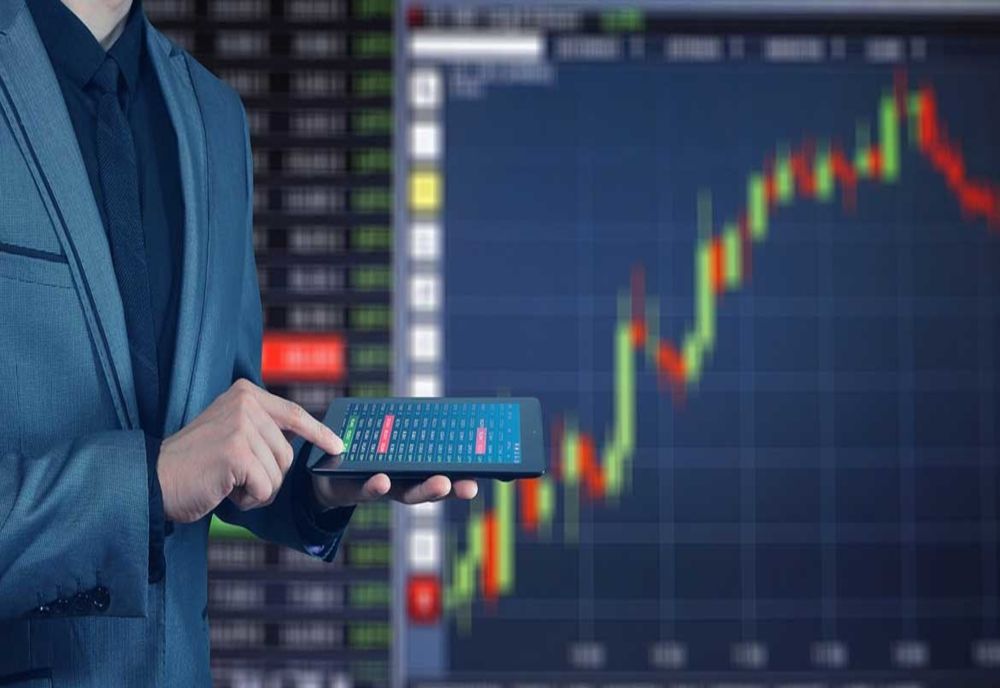 SONDAJ INSCOP: PESTE 61% DINTRE ROMÂNI CONSIDERĂ CĂ STATUL AR TREBUI SĂ INTERVINĂ MAI MULT ÎN ECONOMIE