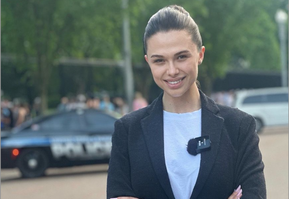 Ana Maria Păcuraru, față în față cu președintele Iohannis. Singurul jurnalist român cu acces la cele mai păzite secrete