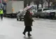 Zeci de pietoni sancţionaţi pentru că au traversat neregulamentar
