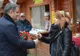 Ministrul Apărării Naționale a oferit flori sătmărencelor, cu ocazia zilei de 8 Martie