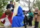 Vârstnicii din centrele de zi au refăcut Drumul Crucii (foto)