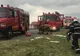 S-a răsturnat cu mașina pe câmp și s-a oprit într-un panou publicitar