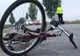 Biciclistă lovită din plin de o mașină, în Carei