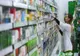 Tinere care au furat cosmetice dintr-o farmacie, prinse de un jandarm din Carei aflat în timpul liber