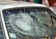 Sătmărean cercetat de oamenii legii după ce a spart parbrizul unei maşini