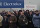Liderii sindicali de la Electrolux, ameninţaţi de conducerea fabricii. Greva muncitorilor continuă
