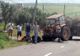 A intrat cu tractorul în gardul unei case